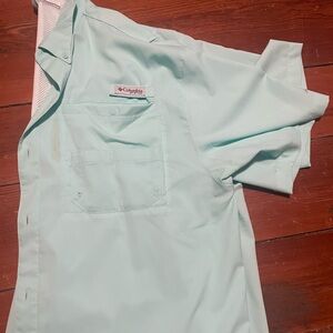 Columbia Summer-Blue Casual Button Down Shirt